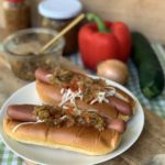 Zucchini-Relish als Beilage