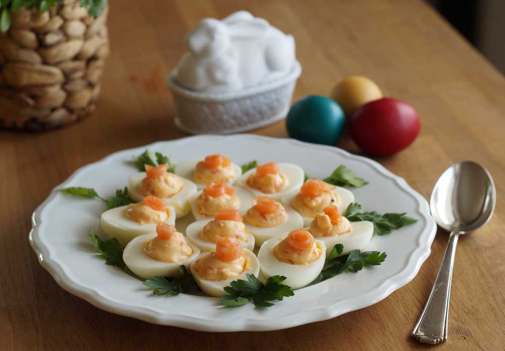 Deviled Eggs with Salmon (gefüllte Eier) | USA kulinarisch
