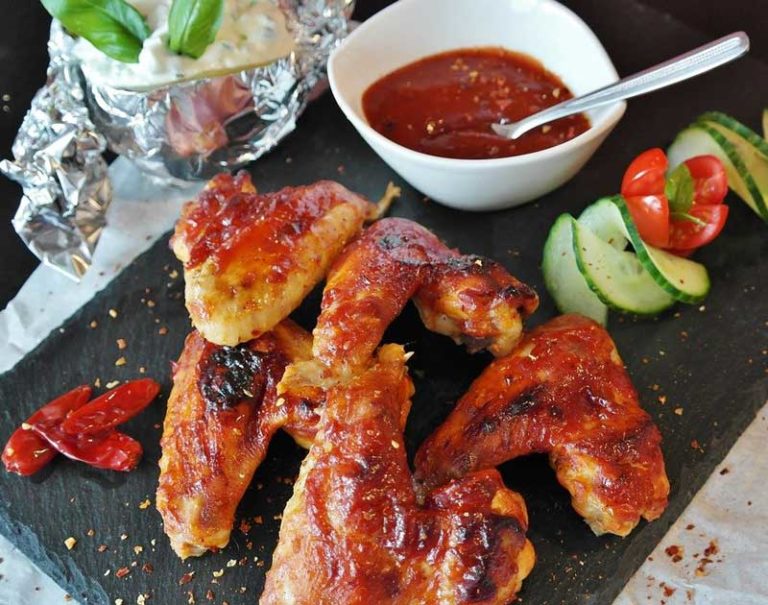 BBQ Chicken Wings (Barbecue-Hühnerflügel)
