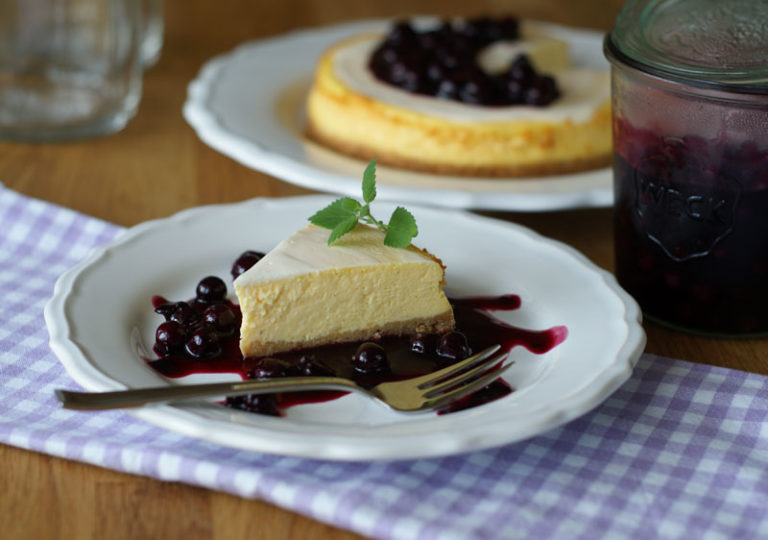 Deli-style Cheesecake mit Blaubeeren