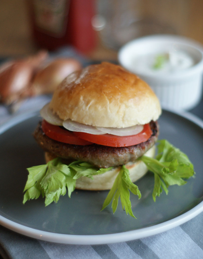 Griechischer Burger mit Lamm