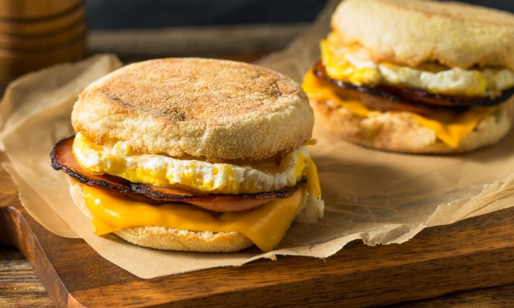 Egg Mc Muffins (Frühstücks-Sandwich) | USA kulinarisch