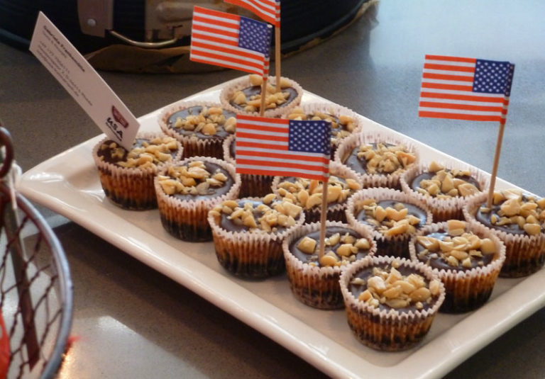 Mini Buckeye Cheesecakes