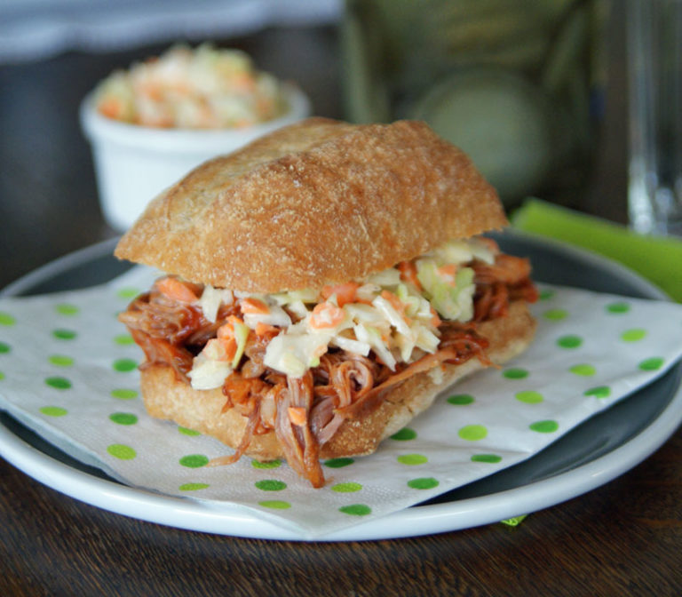 Pulled Pork Sandwiches (zerzupftes Schweinefleisch)