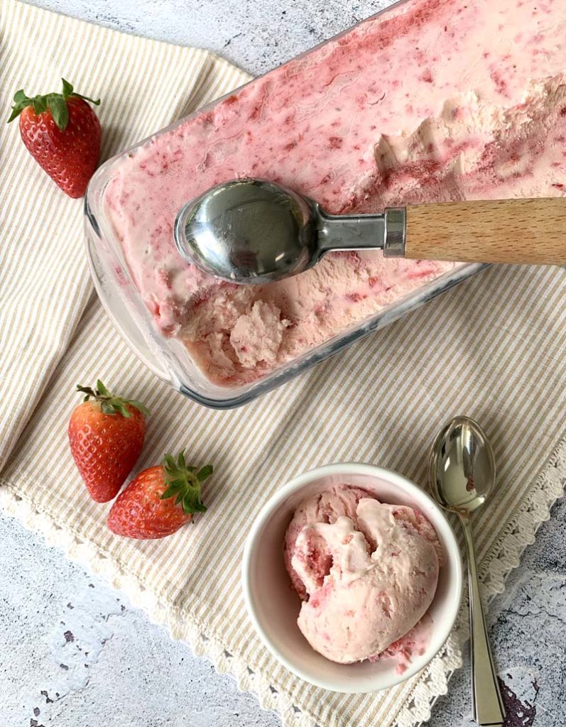 Einfache Rezepte Für Die Eismaschine Ohne Ei Strawberry Ice Cream (Erdbeereis ohne Eismaschine)