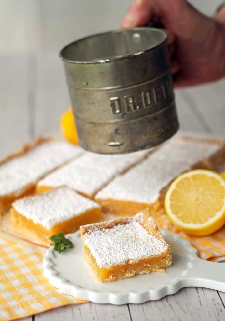 Lemon Bars (Zitronenschnitten) - if life gives you lemons