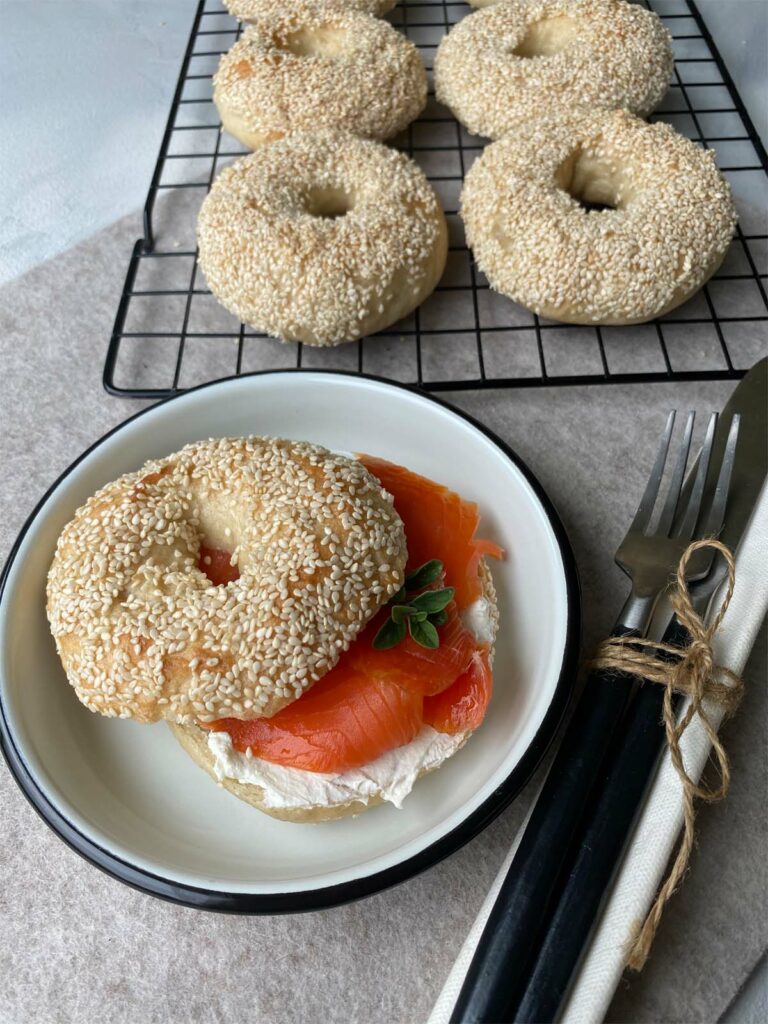 Bagel and Lox (Bagel mit Räucherlachs)