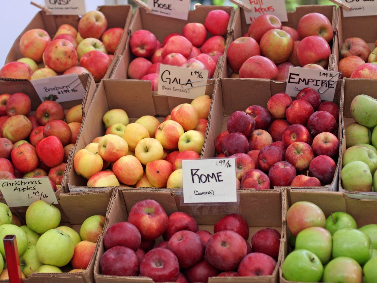 Apfelsorten auf Markt