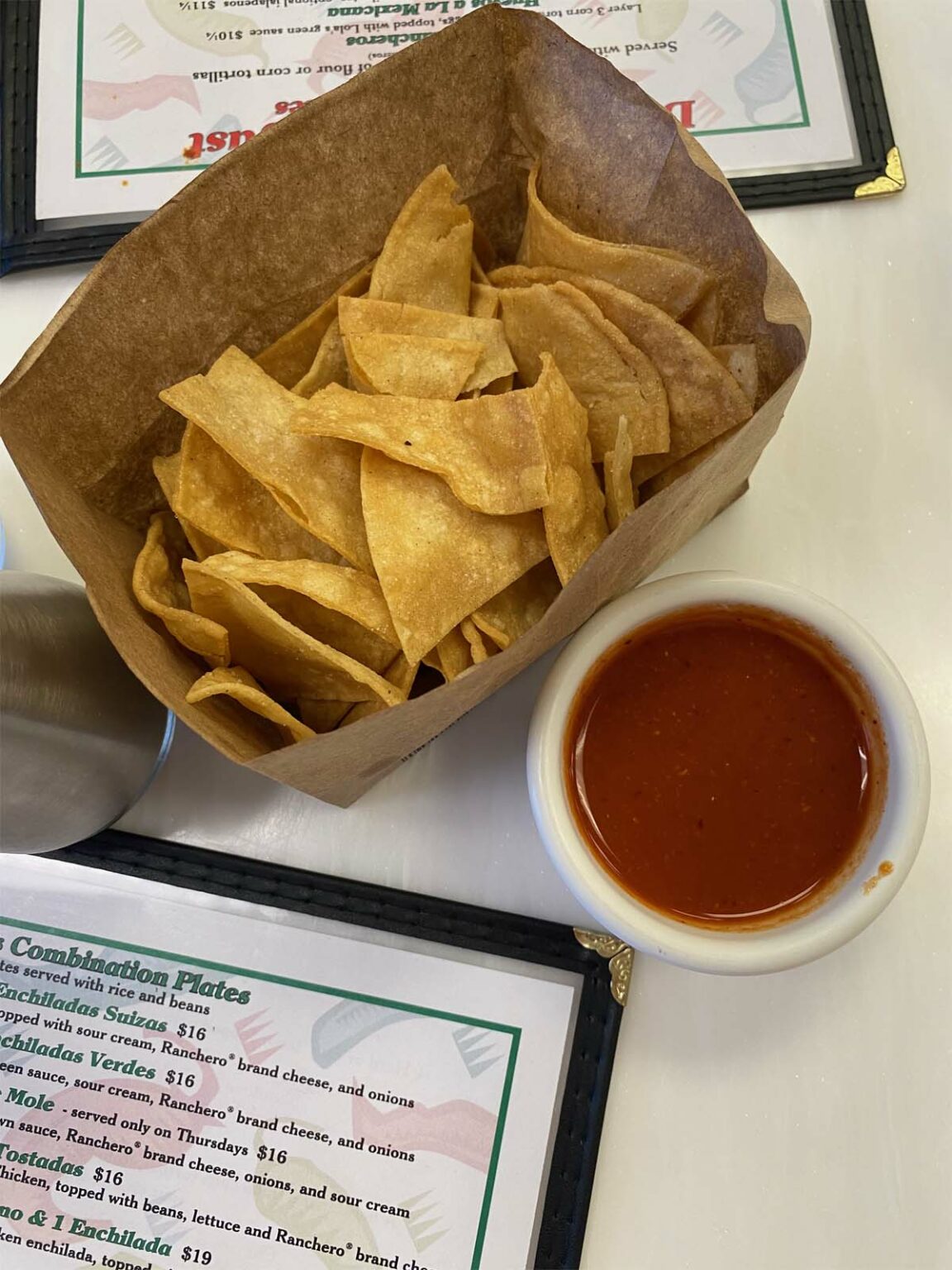 Cheesy Chicken Quesadillas (gefüllte Tortillas) | USA kulinarisch Cheesy Chicken Quesadillas (gefüllte Tortillas) | USA kulinarisch