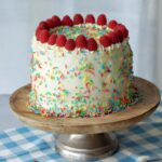 Rezept für amerikanischen Gender reveal Cake