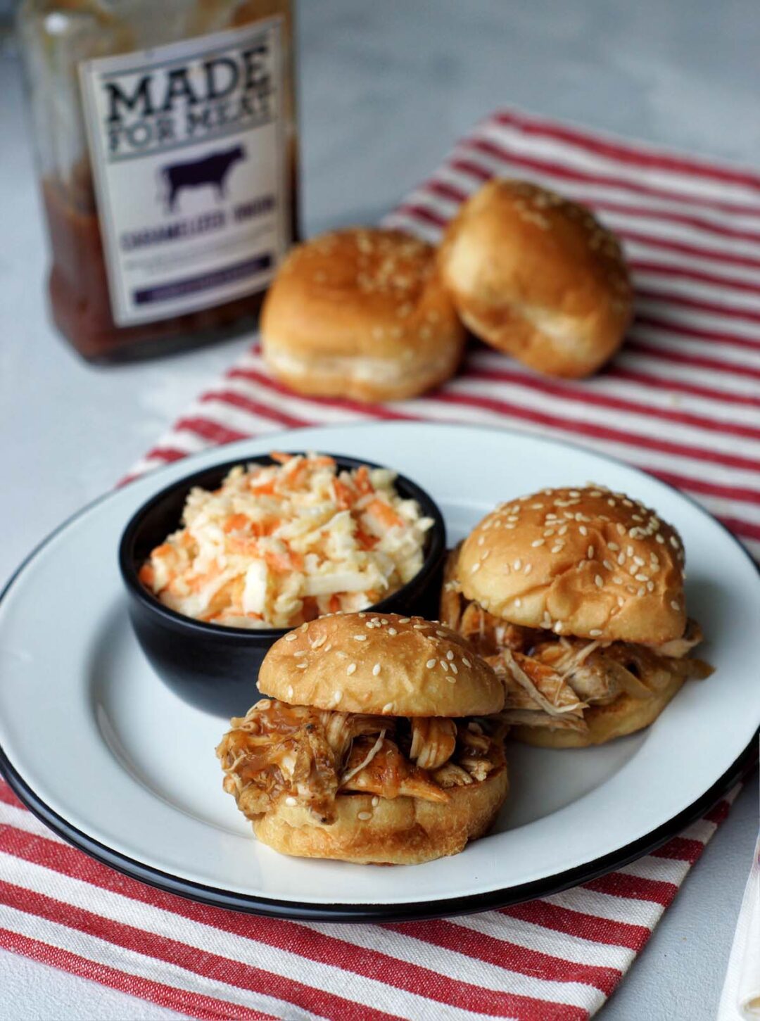 Einfaches Rezept für Pulled Chicken aus dem Backofen