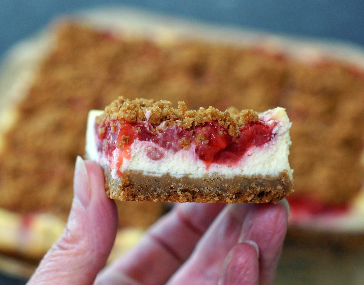 Amerikanisches Rezept für Strawberry Cheesecake Bars