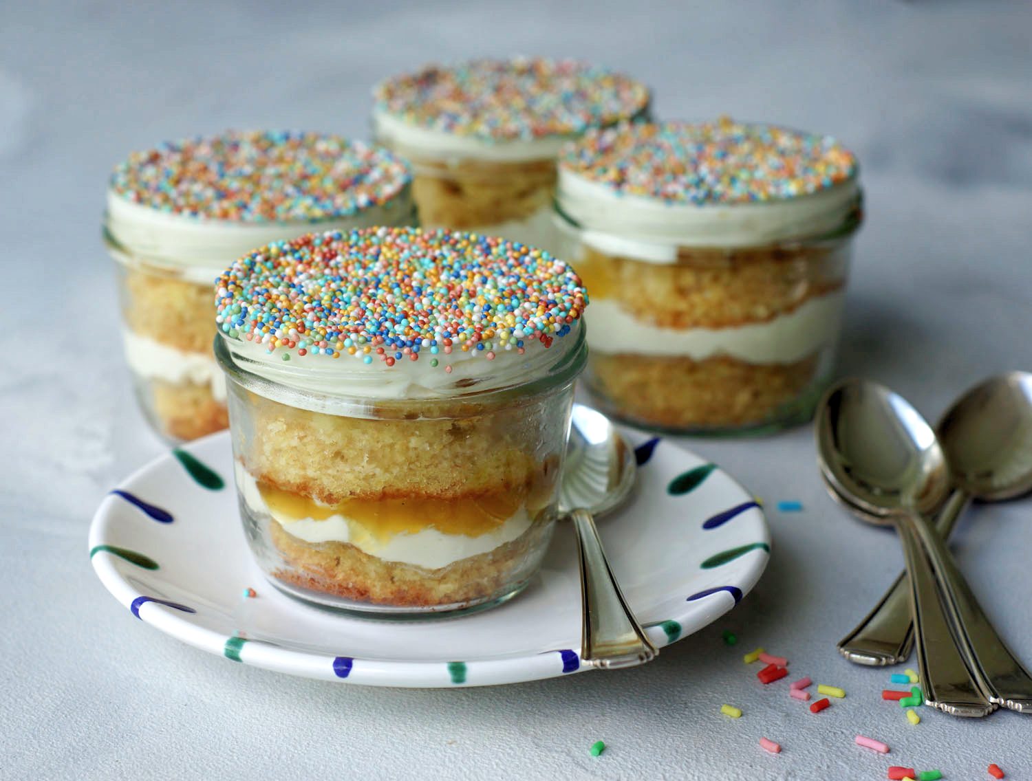Amerikanisches rezept für Lemon Dot Cakes - ganz einfach