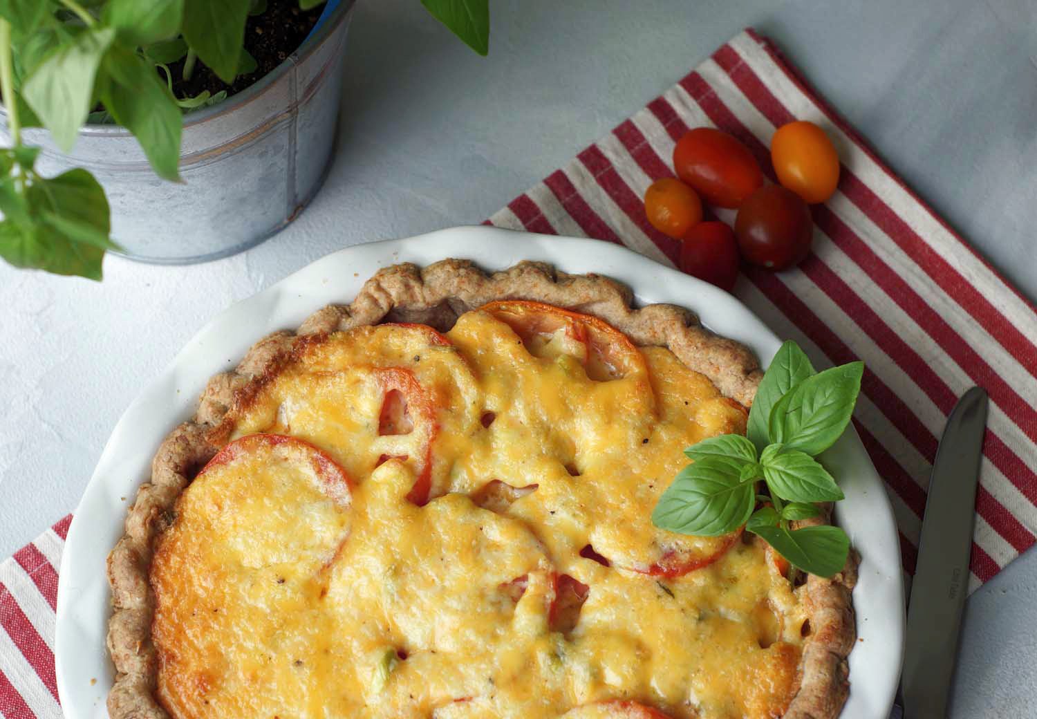 USA Rezept für Tomato Pie, pikantes Backen